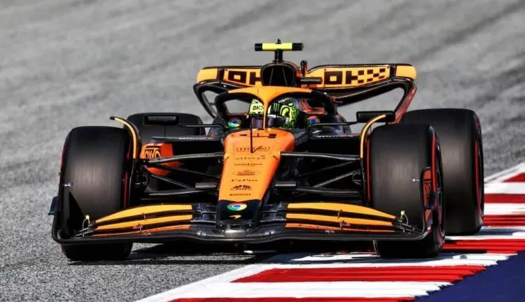 McLaren MCL38