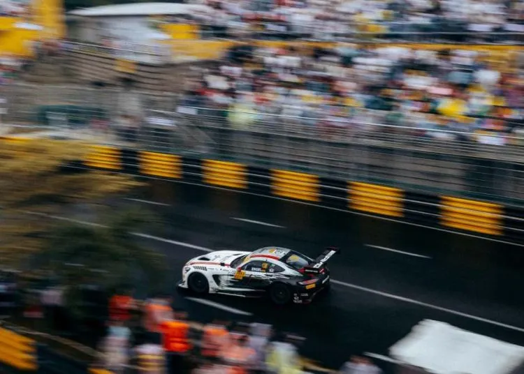 La Mercedes di Maro Engels trionfatrice a Macao