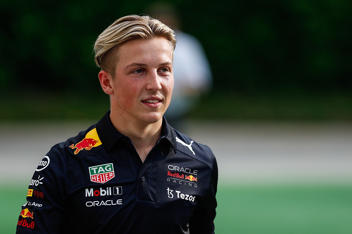 Liam Lawson, Red Bull