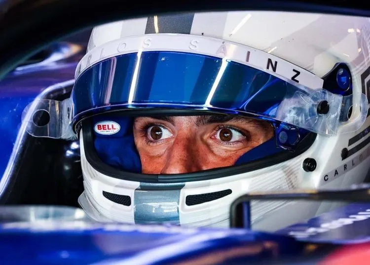 Carlos Sainz al debutto con la Williams durante i test post season di Abu Dhabi 2024