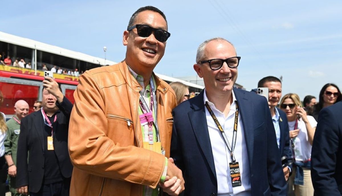 L'ex primo ministro thailandese insieme a Stefano Domenicali