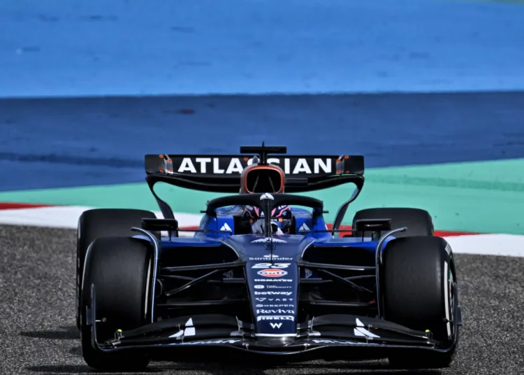 Test Bahrain 2025 Alex Albon