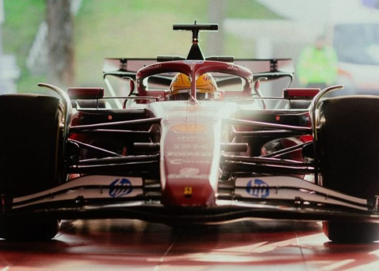Hamilton è già innamorato dei tifosi Ferrari