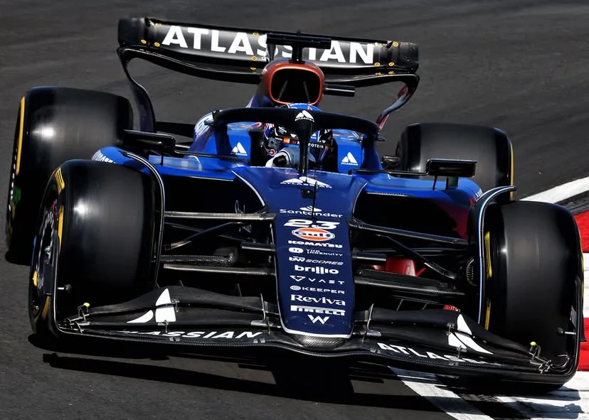Williams-Sainz. F1, Williams - Carlos Sainz non dimentica: "Capisco l'adattamento di Lewis, ma quando toccò a me, non ero creduto"