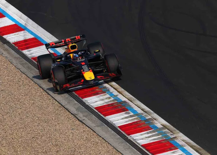 Max Verstappen alla guida della Red Bull