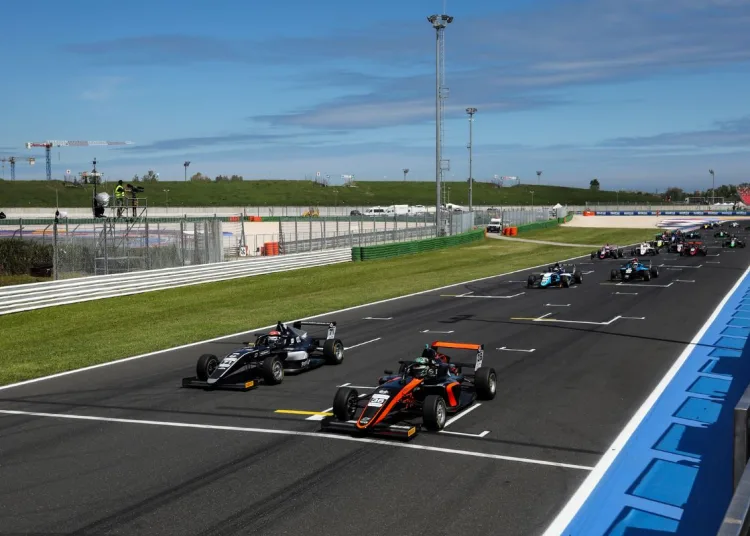 F4