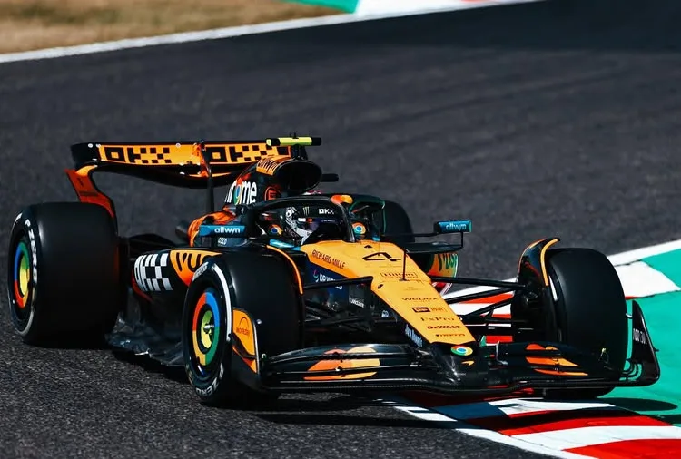 Gp Giappone - McLaren beffata: Verstappen in pole a Suzuka davanti a Norris e Piastri