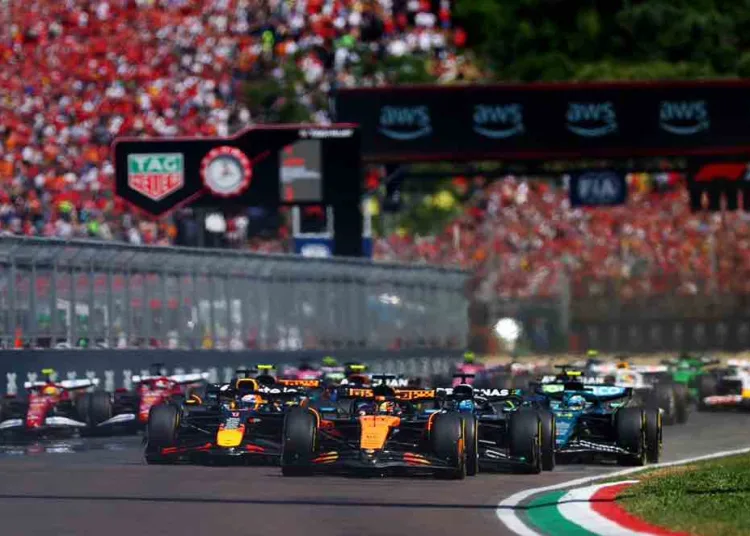 La partenza del GP di Imola 2025