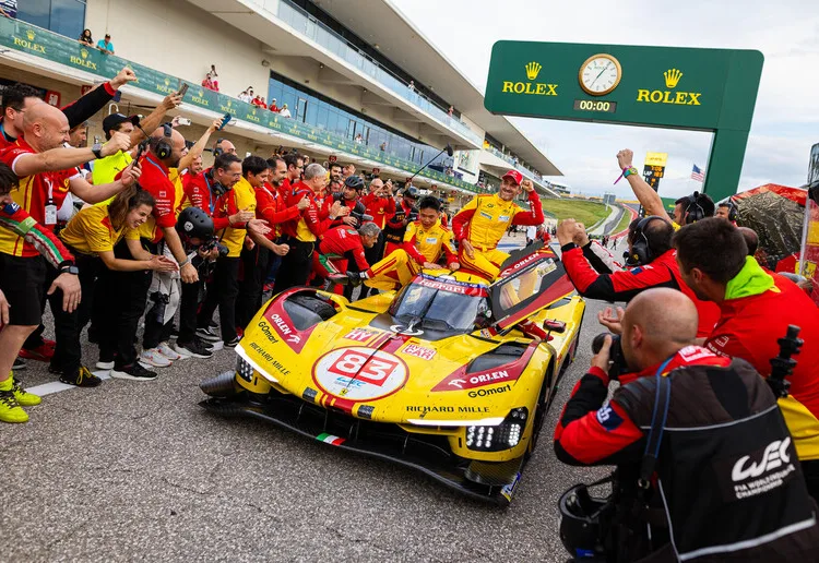 24 ore di Le Mans - Ferrari 83 vince