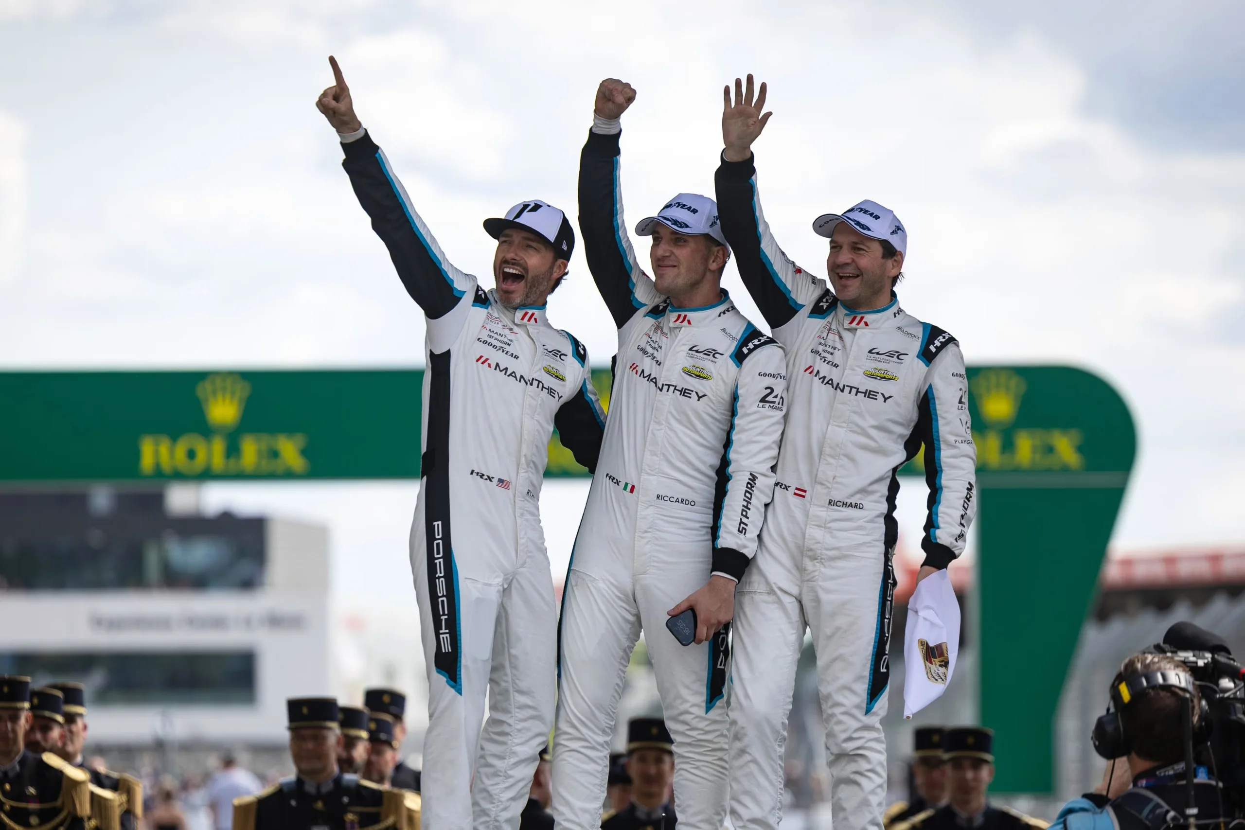 Pera vince la 24 h di Le Mans con Porsche