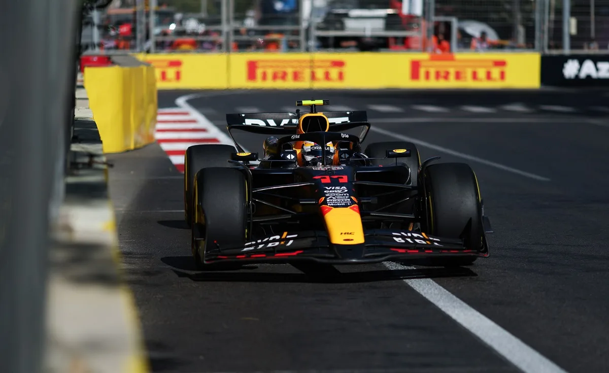 Sergio Perez a Baku durante il Gran Premio d'Azerbaijan, con la RB20
