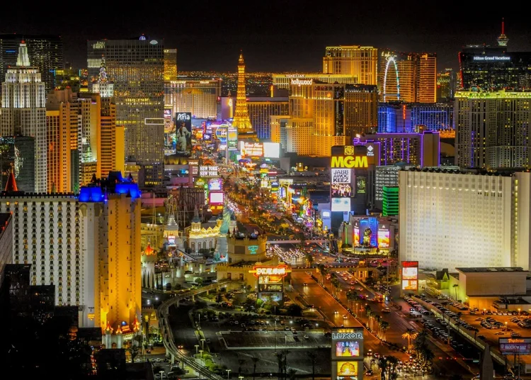 Las Vegas con le sue luci e la Strip