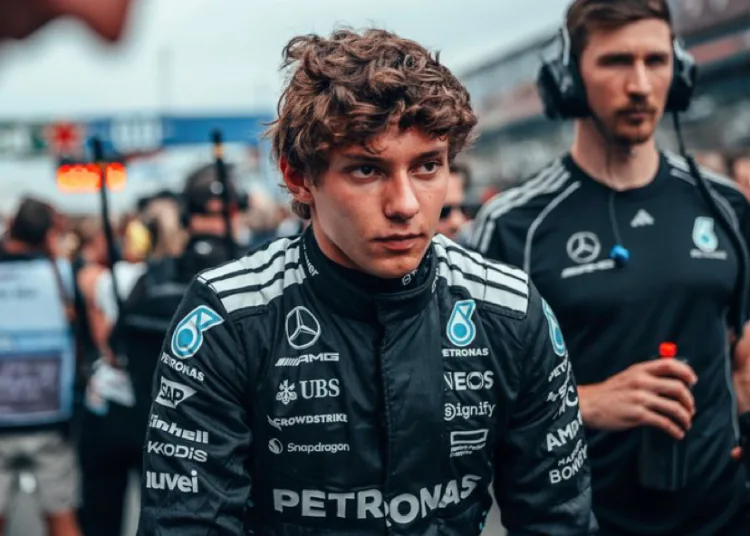 Kimi Antonelli, l'errore non giustifica l'odio. Dobbiamo difendere un talento sotto pressione