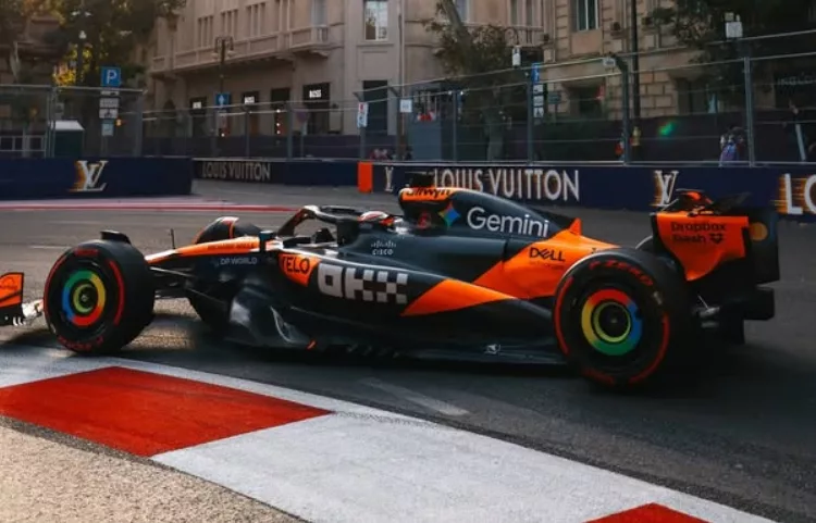 McLaren Stella